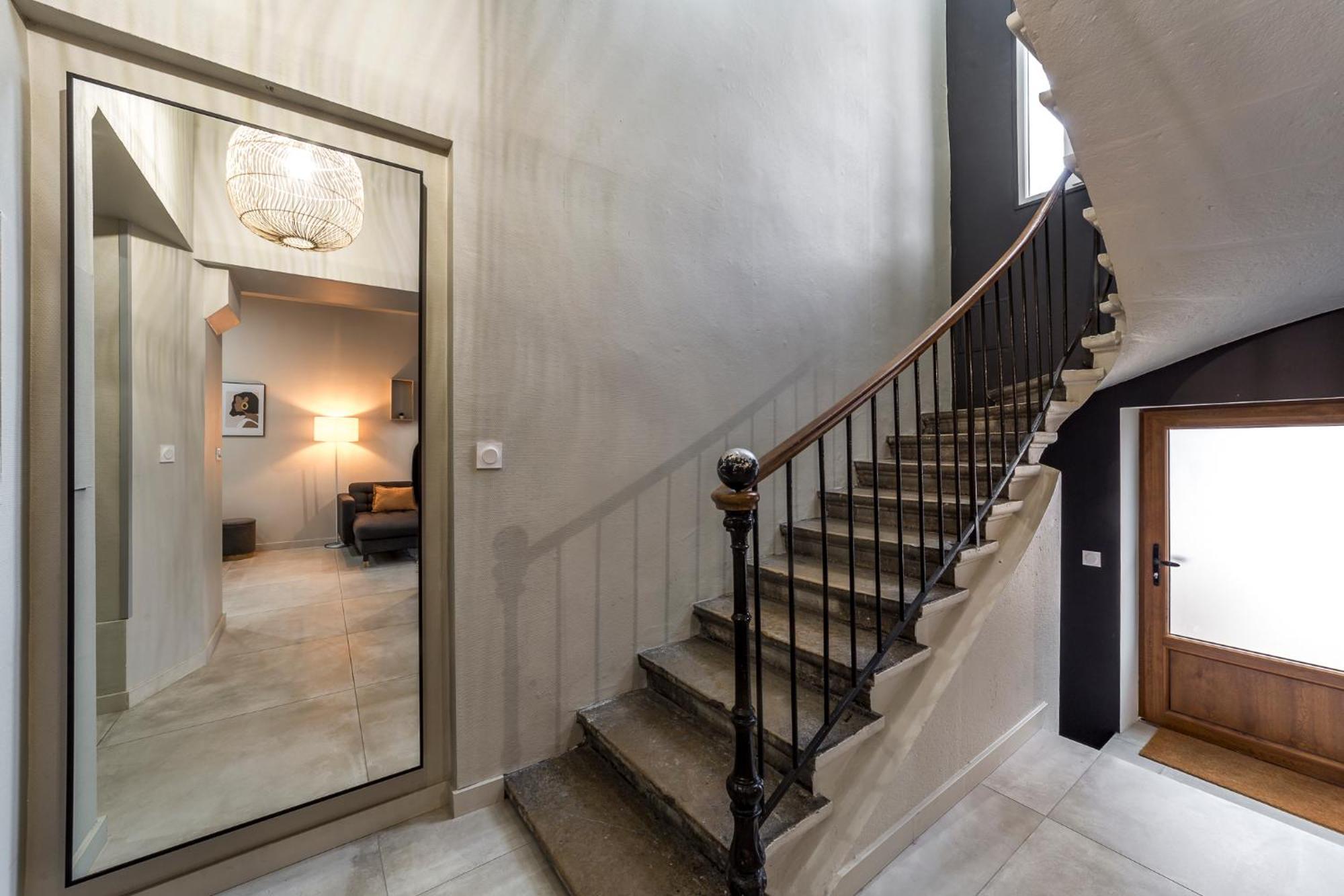 Villa Maison Le Gratte Ciel - Seminaire Ou Famille, Salle De Reunion, 8 Clim, Jardin & Salle De Sport *