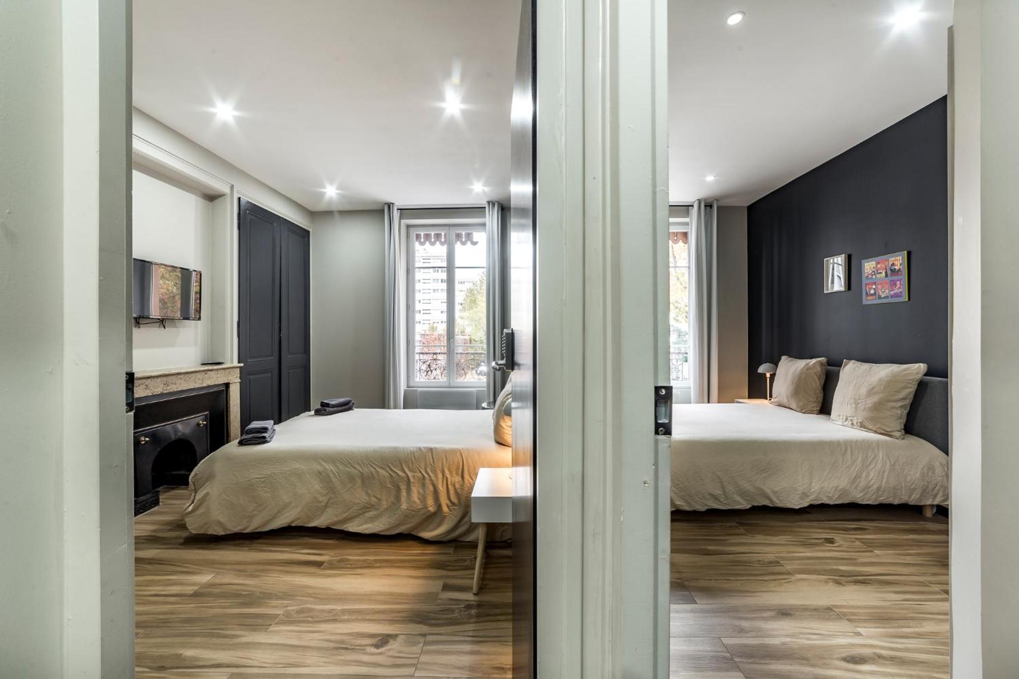 Maison Le Gratte Ciel - Seminaire Ou Famille, Salle De Reunion, 8 Clim, Jardin & Salle De Sport * Villeurbanne
