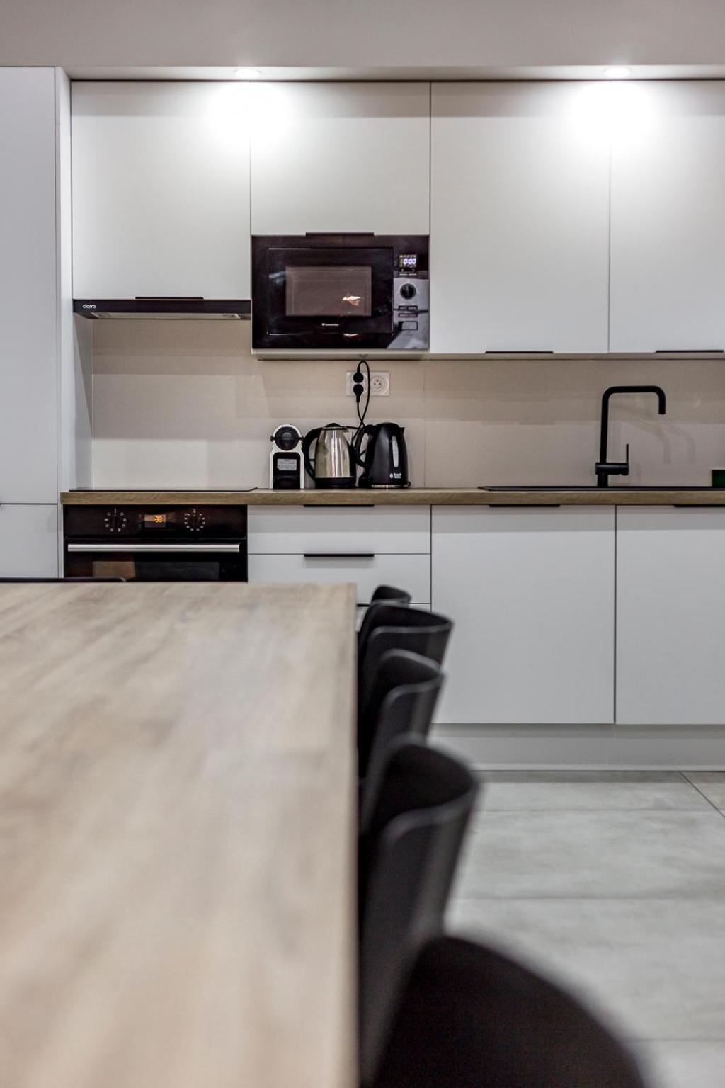 Maison Le Gratte Ciel - Seminaire Ou Famille, Salle De Reunion, 8 Clim, Jardin & Salle De Sport * Villeurbanne